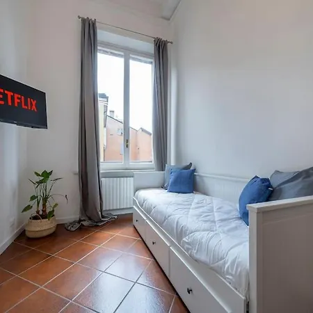 Via Emilia Centro - Stupendo A Apartment