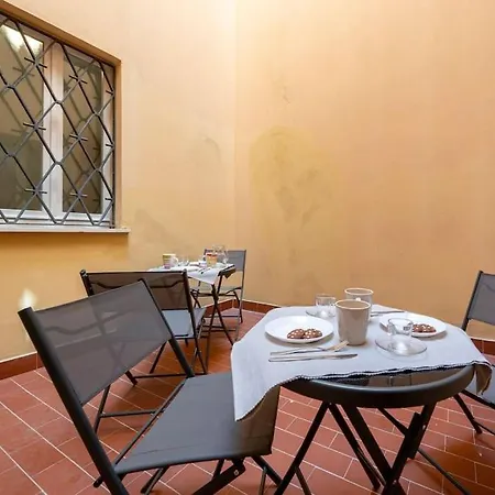 Via Emilia Centro - Stupendo A Apartment