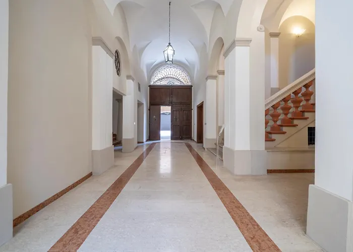 Via Emilia Centro - Stupendo A *